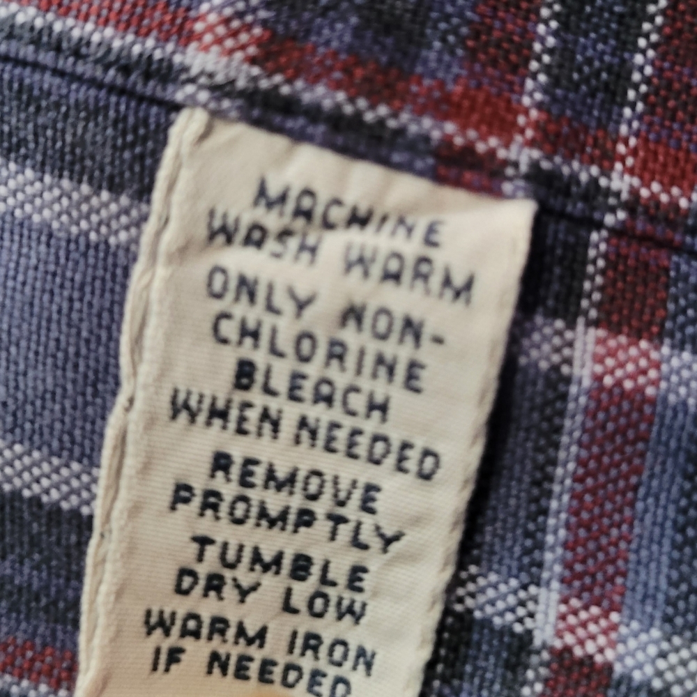 Ralph Lauren Men XL Classic Fit Plaid Blue and Maroon Long Sleeves Button Down - Picture 6 of 6